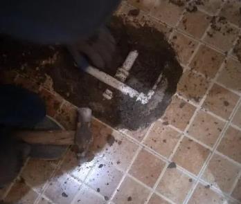 三明卫生间漏水维修公司为您分享下卫生间渗水如何处理及注意事项
